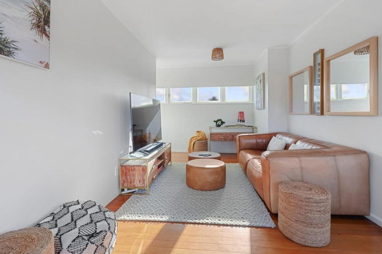 Amazing Home By Beach - Fully Aircon-Ed - Wifi Auckland Eksteriør billede